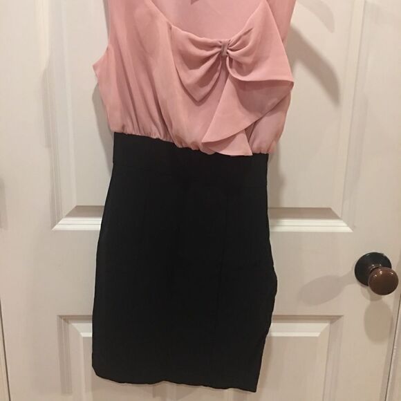 Forever 21 small pink black sleeveless cocktail dress juniors - Picture 5 of 5